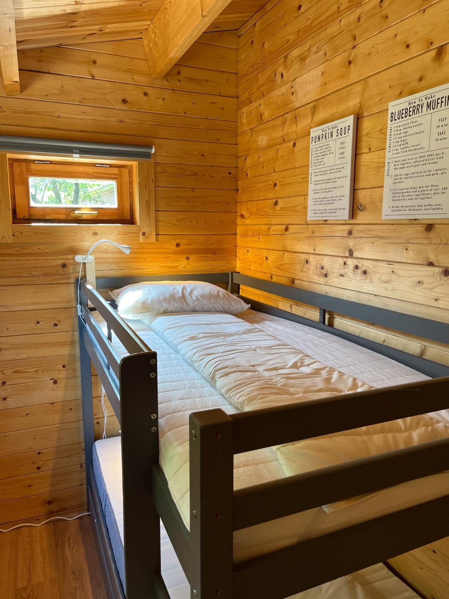 Luxe En Ruim Chalet Met Airco Bij Leekstermeer Matsloot Экстерьер фото