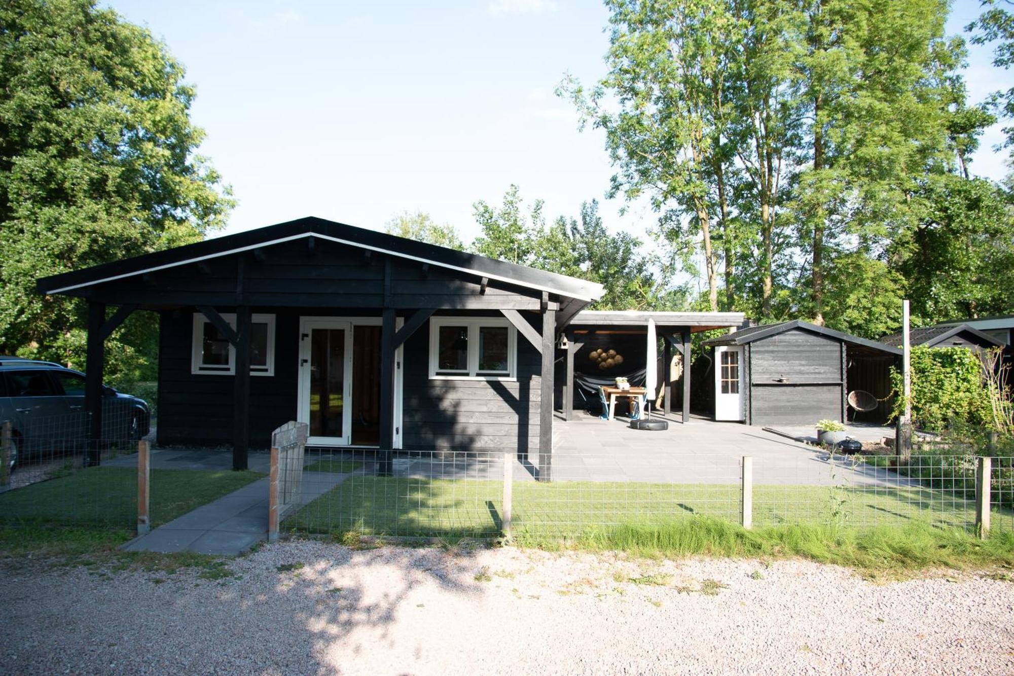 Luxe En Ruim Chalet Met Airco Bij Leekstermeer Matsloot Экстерьер фото